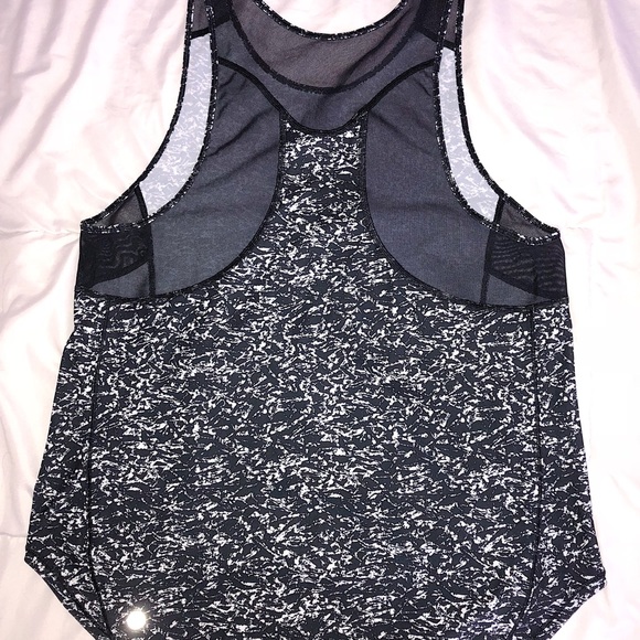 Lululemon sculpt tank 2 - Picture 4 of 4